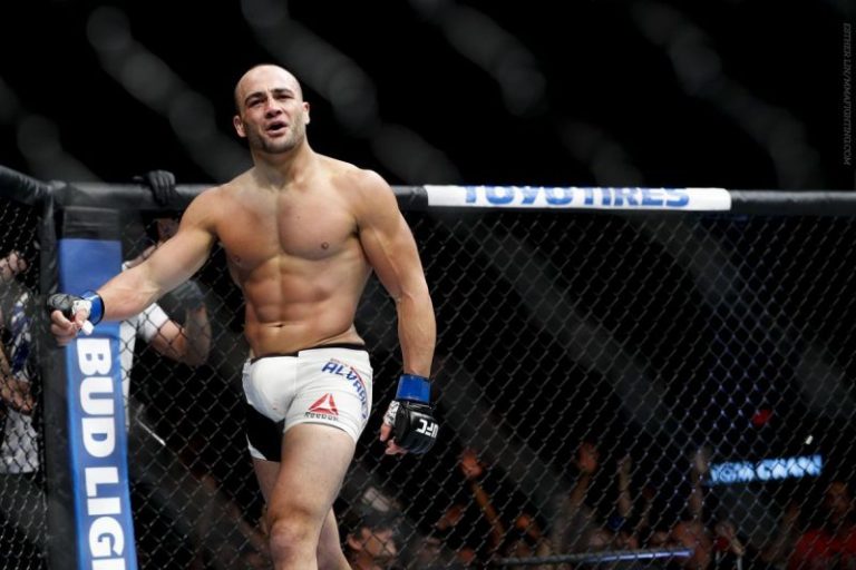 Former UFC lightweight champ Eddie Alvarez signs multi-fight deal with ONE