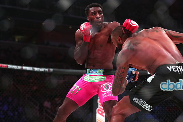 tphil-davis-liam-mcgeary-bellator-220.jpg