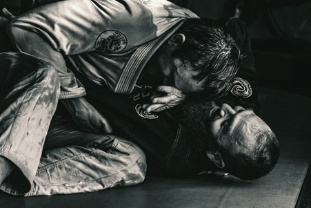 A picture showing Jiu-Jitsu 