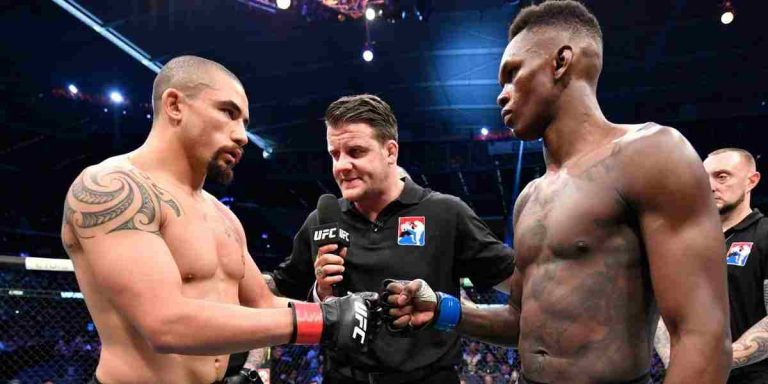 Israel Adesanya, Robert Whittaker, UFC (1)