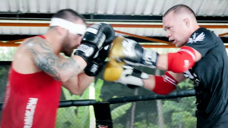 Alex Volkanovski and Petr Yan